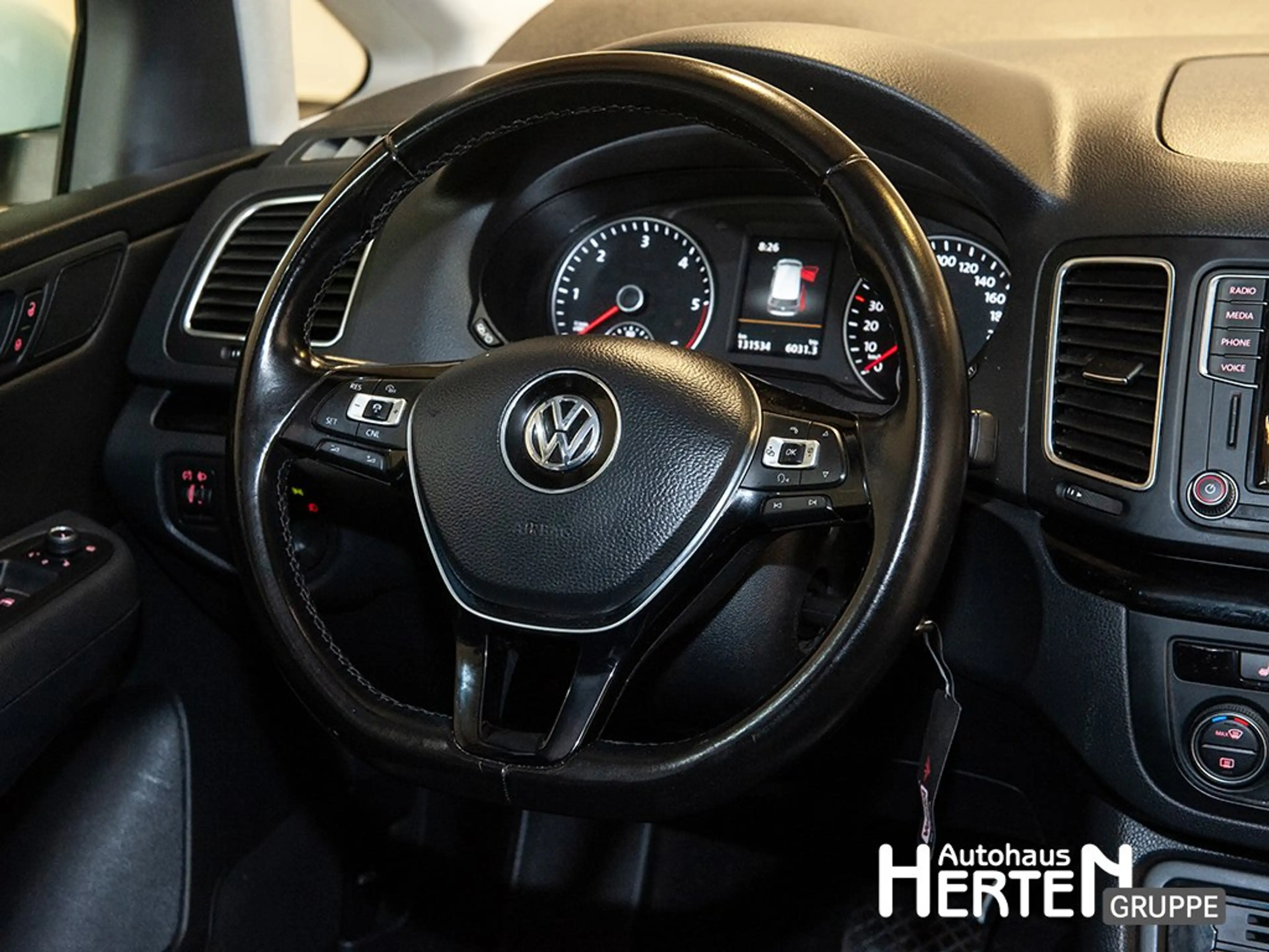 Volkswagen Sharan 4Motion 2.0 TDI Highline+7.Sitzer+AHK+DAB — photo 7