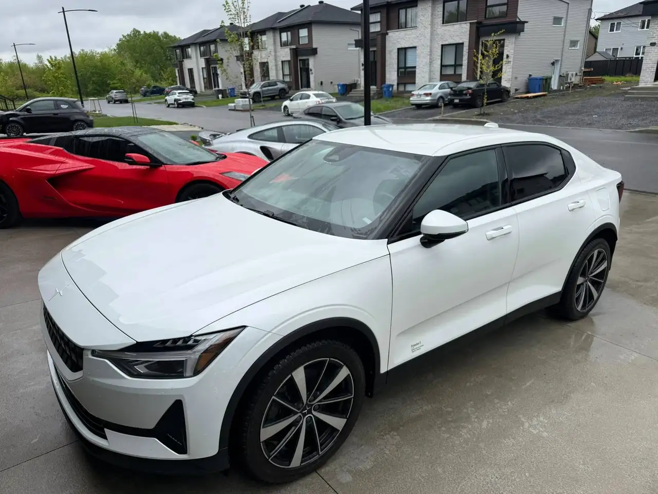 Polestar 2 снимка Polestar 2