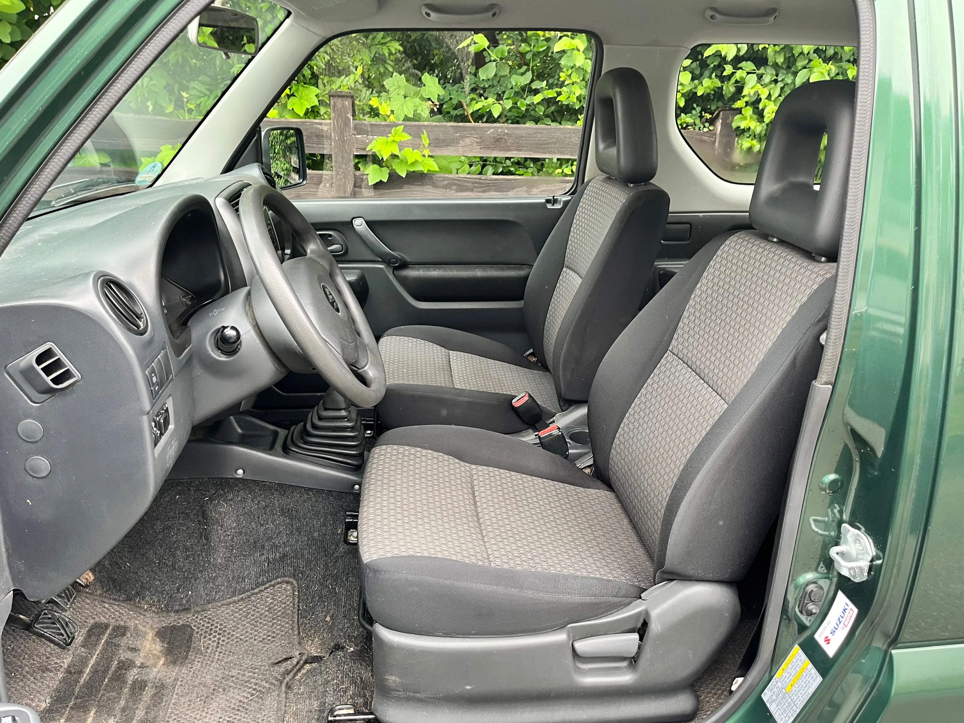 Suzuki Jimny — photo 13