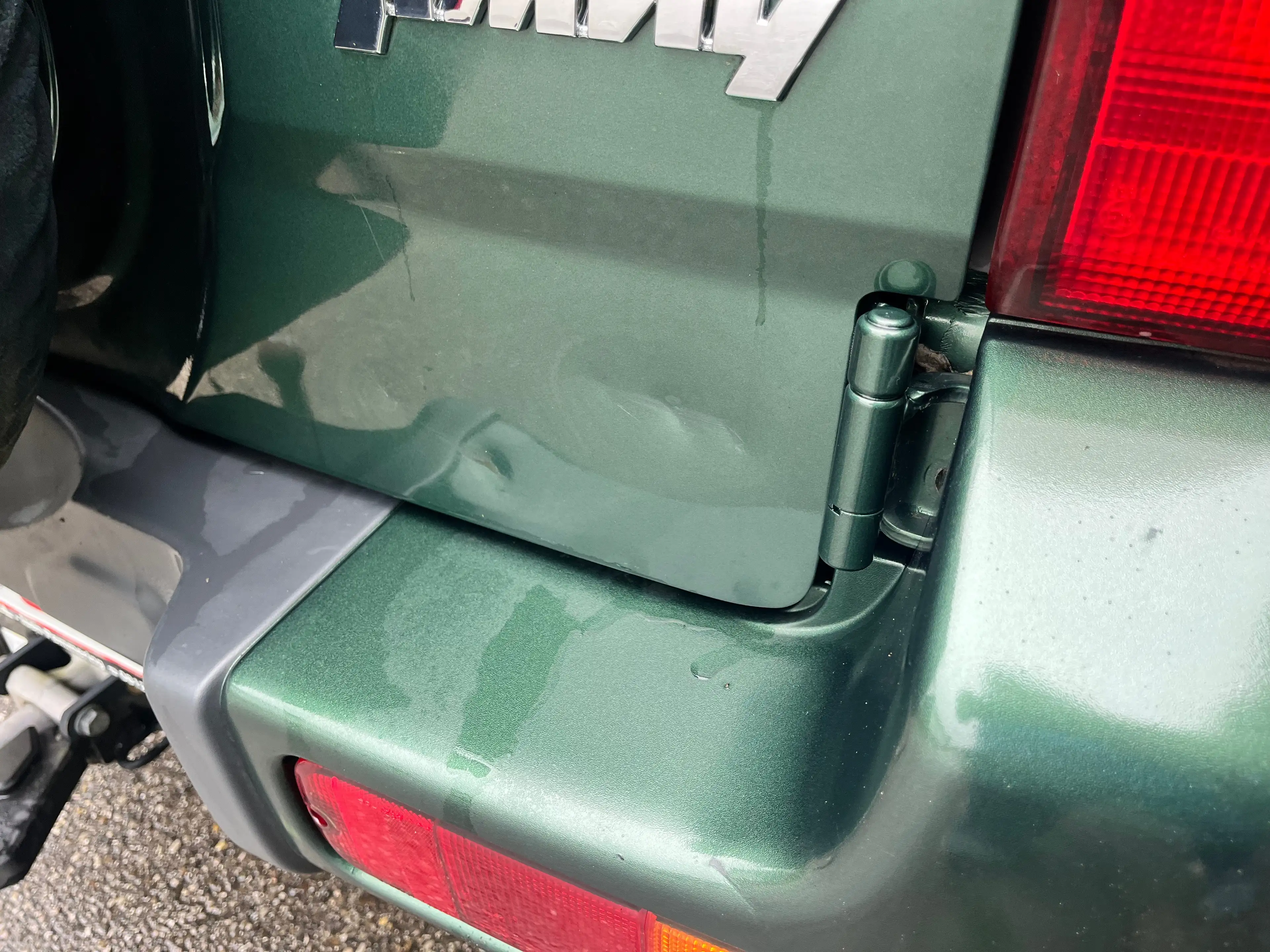 Suzuki Jimny — photo 11