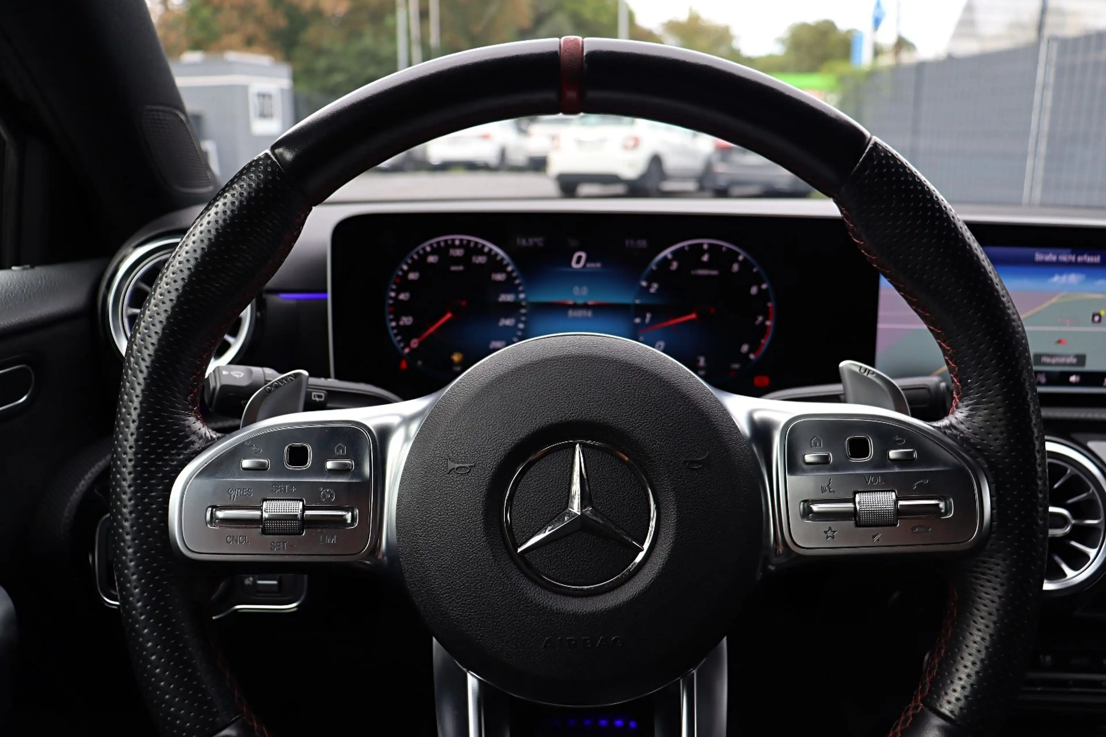 Mercedes-Benz A 35 AMG 4Matic *MULTI-BEAM*AMBIENTE*RFK*MBUX* — photo 23
