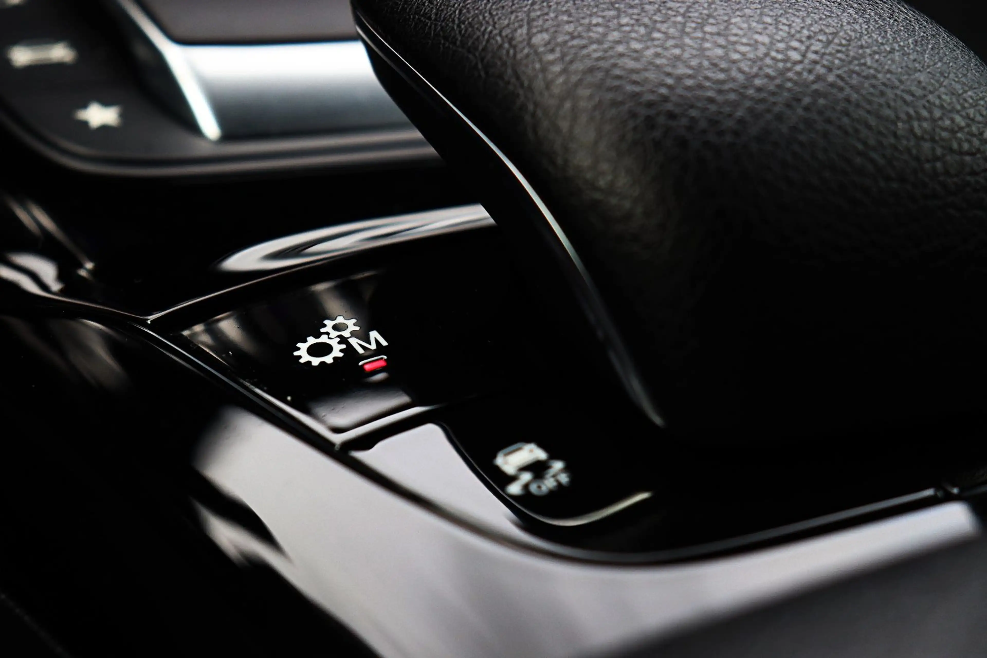 Mercedes-Benz A 35 AMG 4Matic *MULTI-BEAM*AMBIENTE*RFK*MBUX* — photo 35