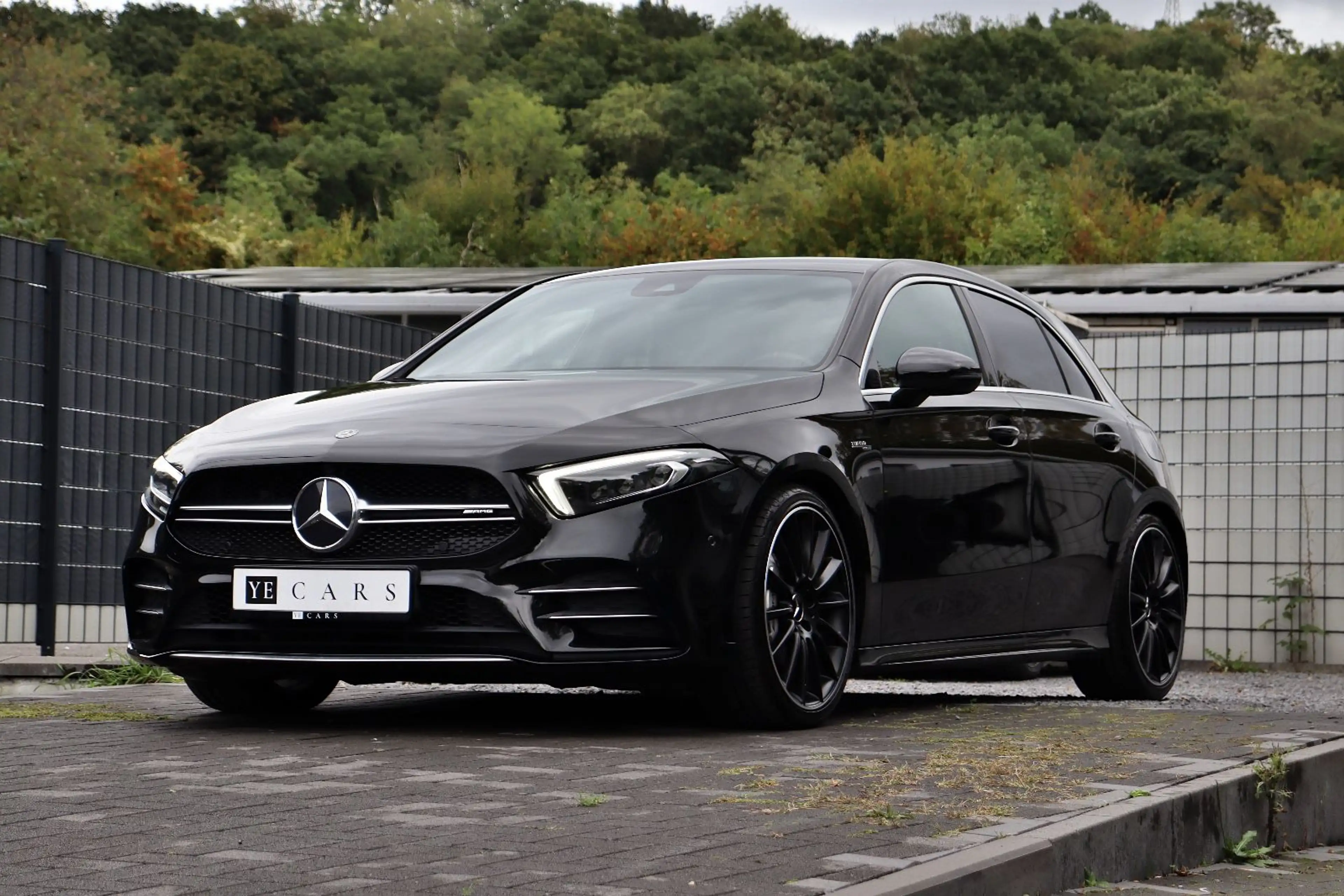 Mercedes-Benz A 35 AMG 4Matic *MULTI-BEAM*AMBIENTE*RFK*MBUX*
