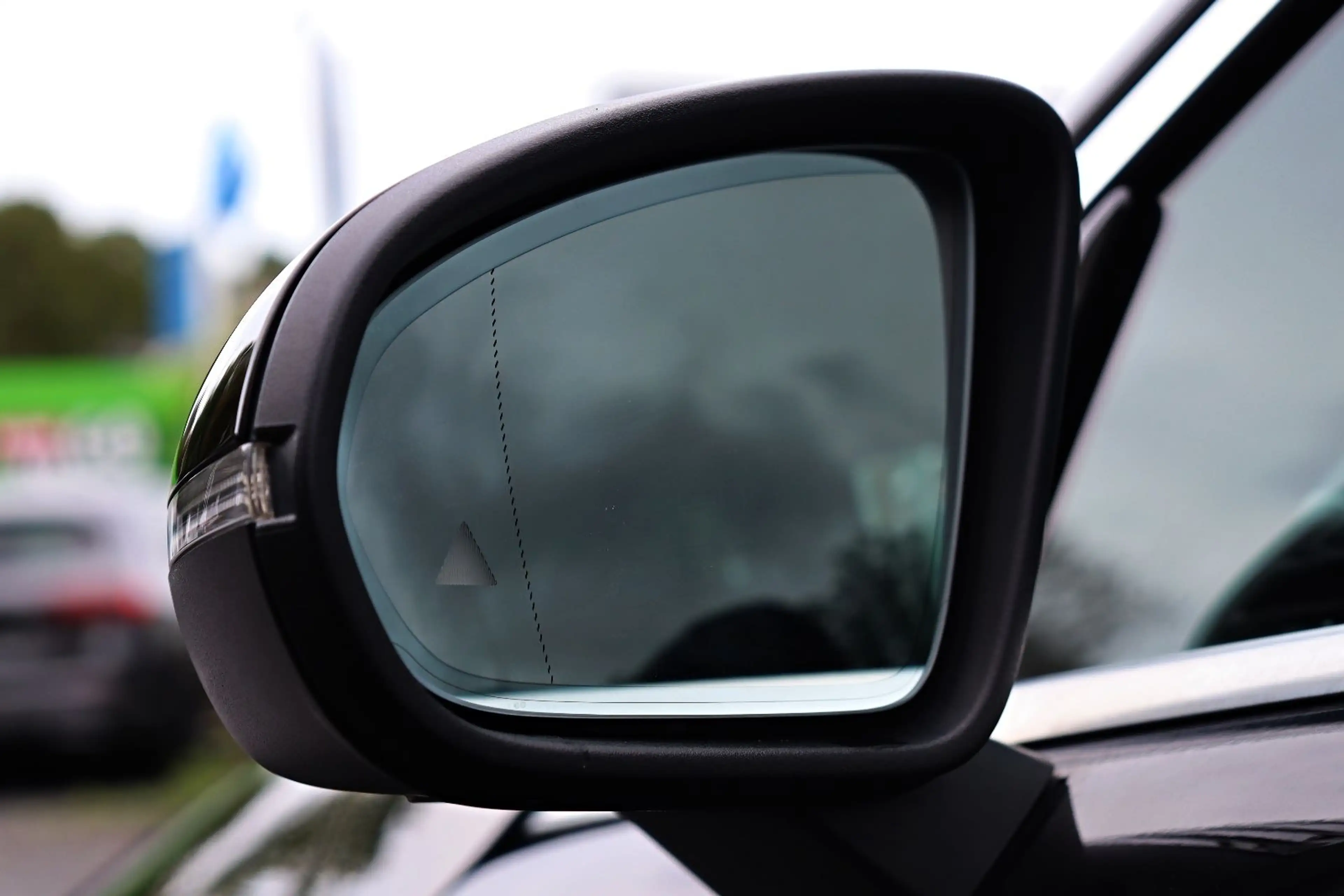 Mercedes-Benz A 35 AMG 4Matic *MULTI-BEAM*AMBIENTE*RFK*MBUX* — photo 14