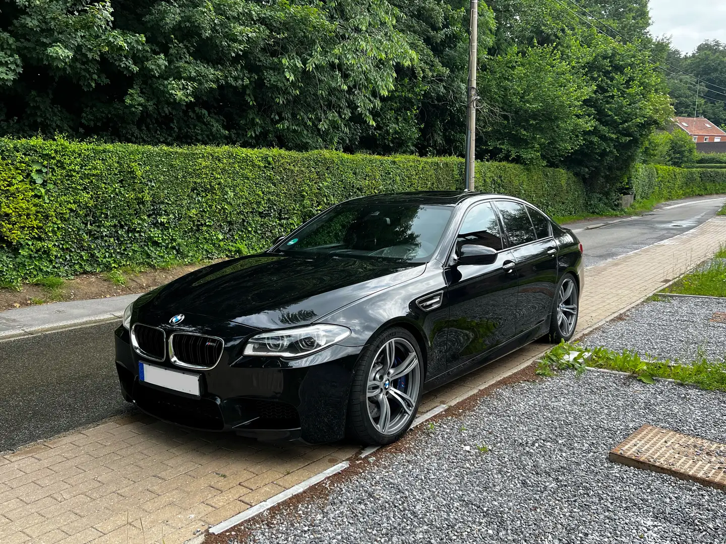 BMW M5 4.4 V8 DKG BANG&OLUFSEN / SOFTCLOSE / CHAUFFANT++ - 1