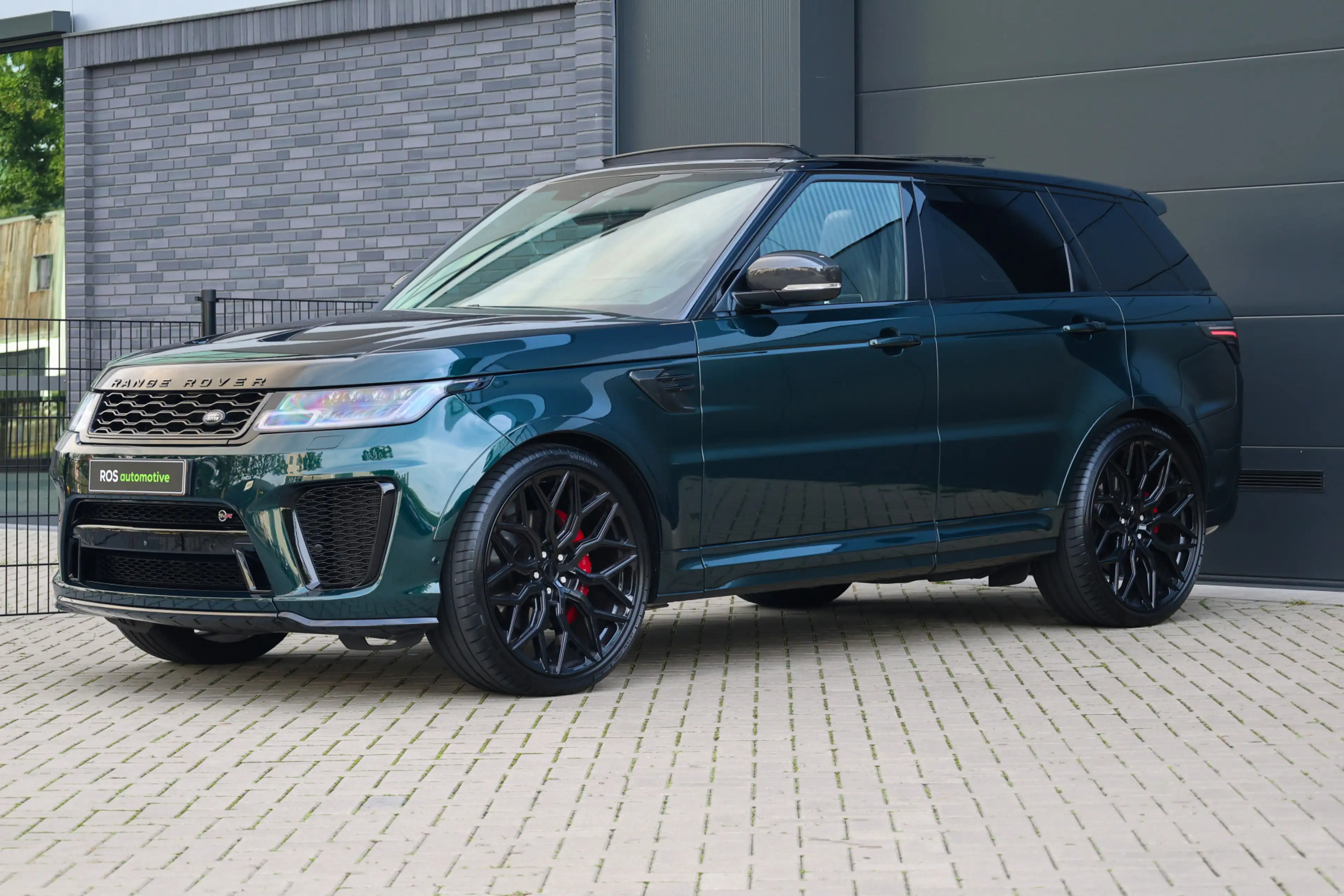 Land Rover Range Rover Sport P575 SVR | UNIEK! | SVO RACING GREEN | 24'' VOSSEN — photo 35