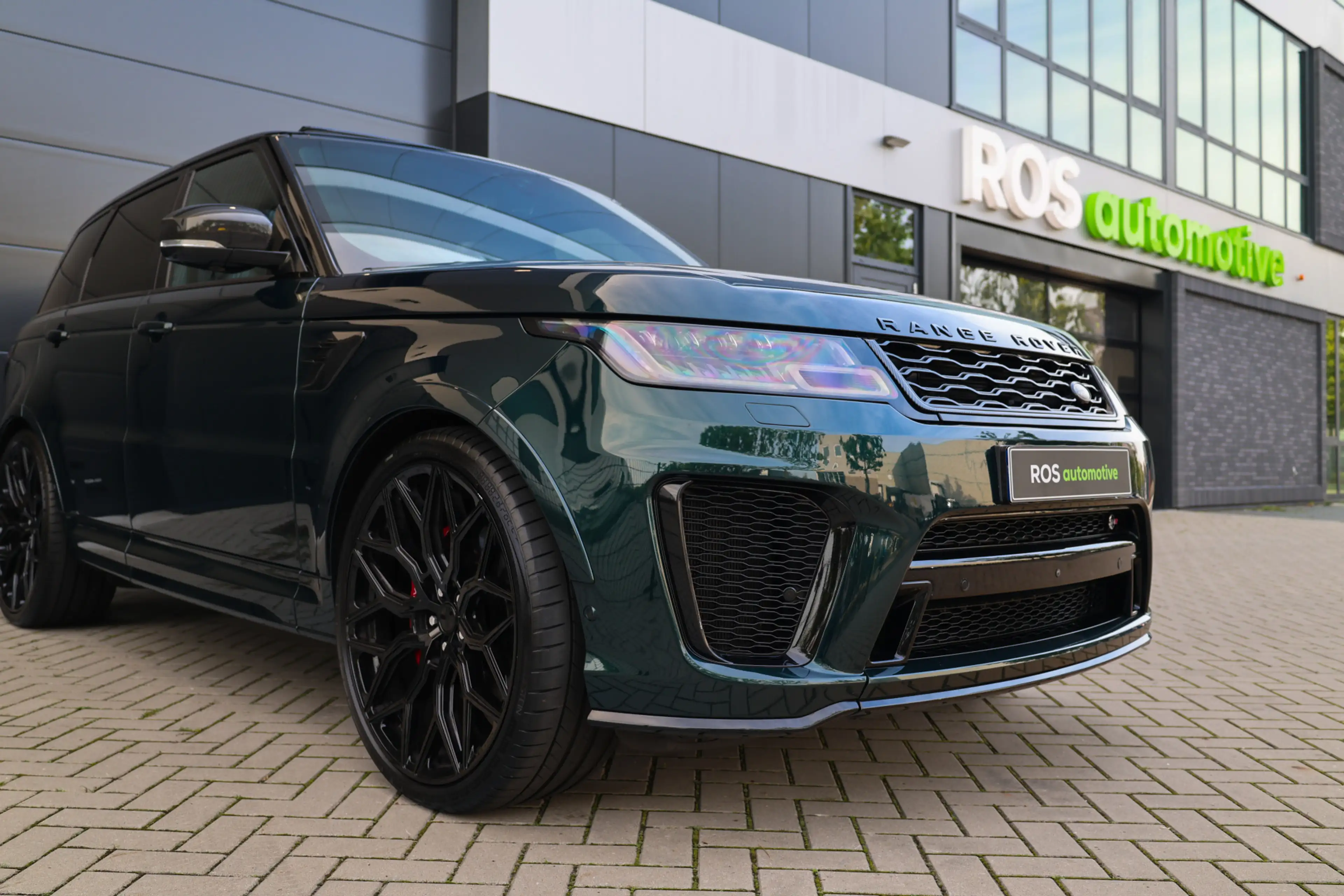 Land Rover Range Rover Sport P575 SVR | UNIEK! | SVO RACING GREEN | 24'' VOSSEN — photo 38