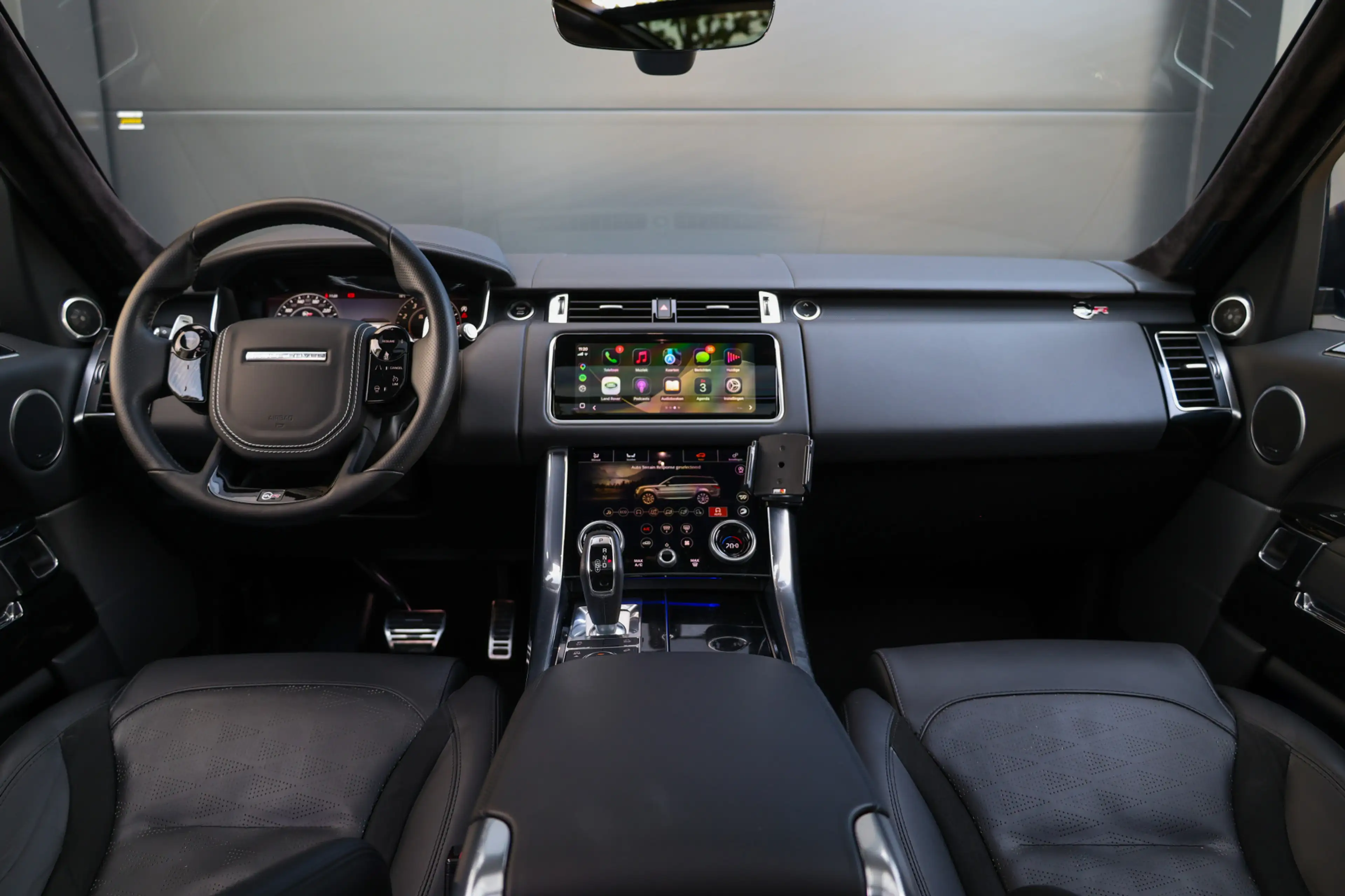 Land Rover Range Rover Sport P575 SVR | UNIEK! | SVO RACING GREEN | 24'' VOSSEN — photo 48