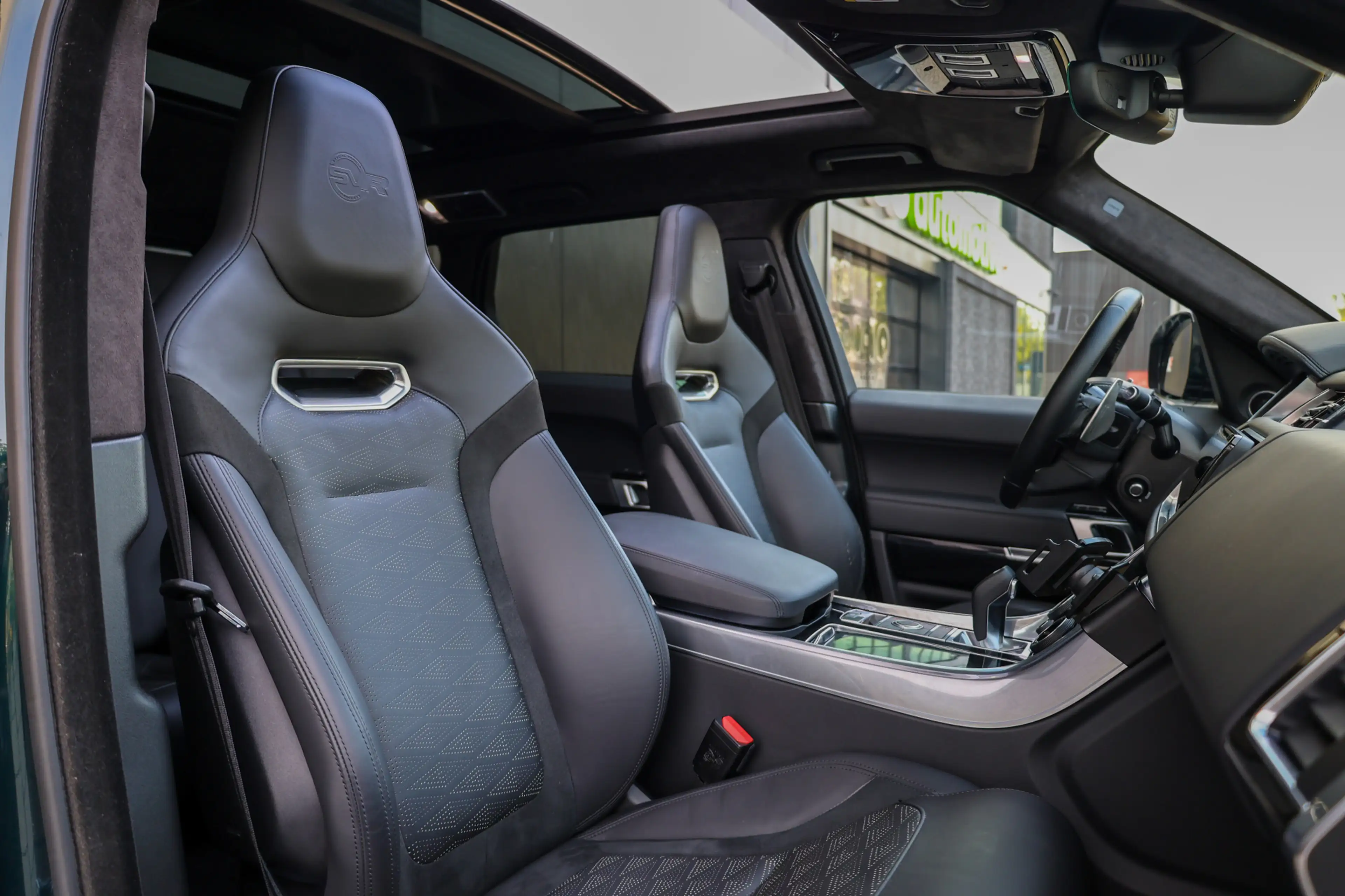 Land Rover Range Rover Sport P575 SVR | UNIEK! | SVO RACING GREEN | 24'' VOSSEN — photo 12