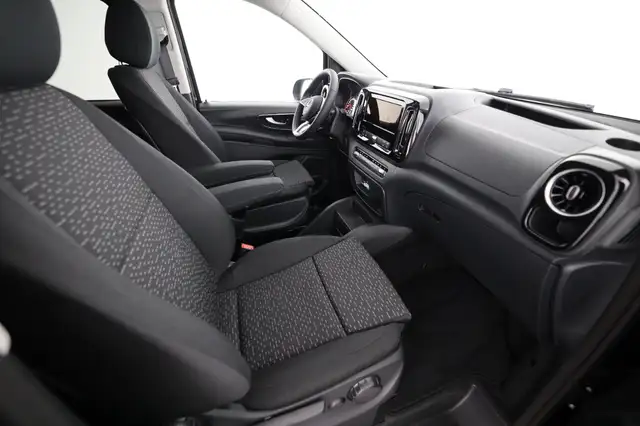 Mercedes-Benz Vito 124 CDI Kombi 4x4 SELECT Lang AHK 2,5t 8Sitze Ansicht 16
