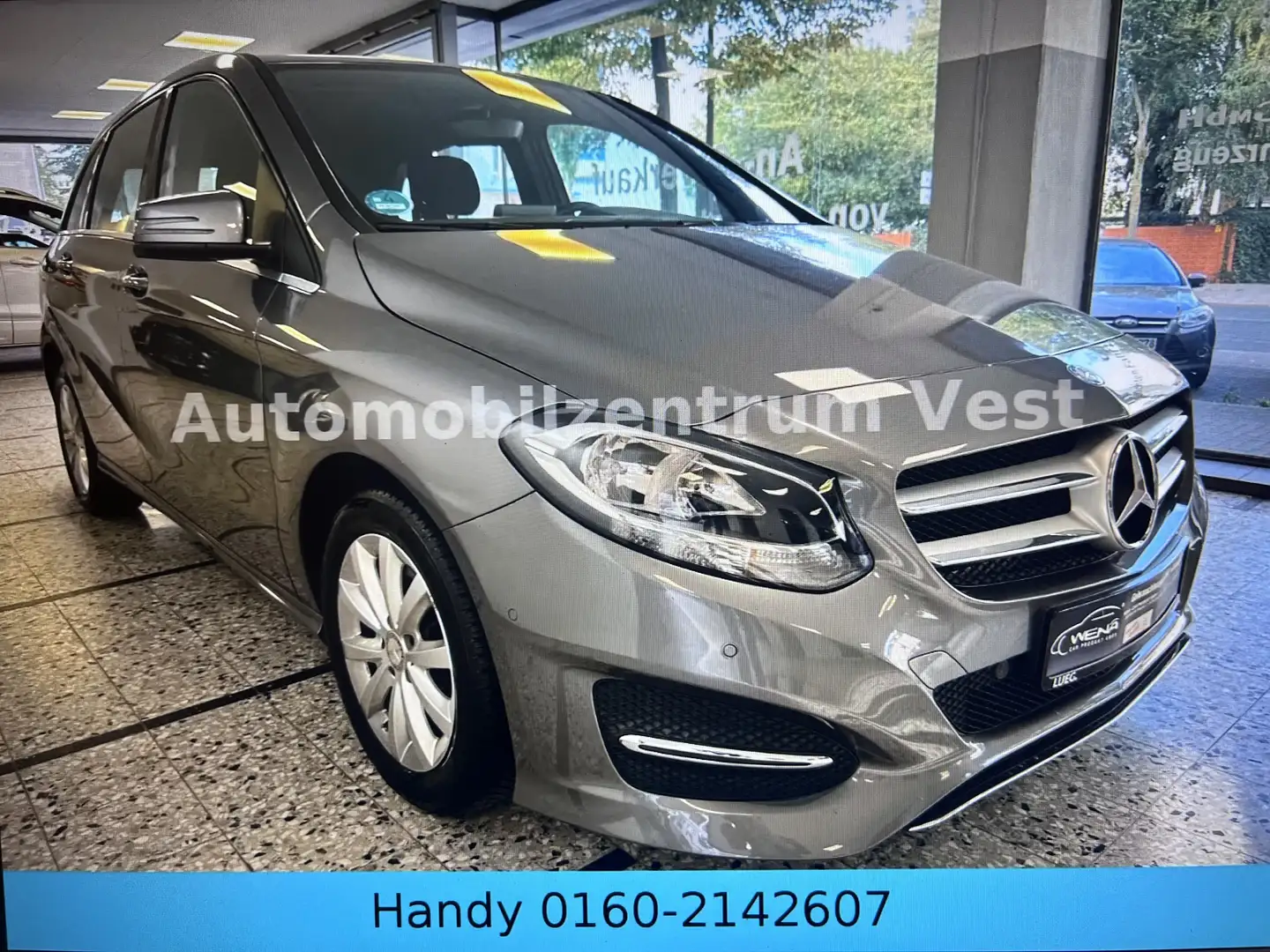 Mercedes-Benz B 180 Automatik*Sitzhzg*Navi*Tempomat*PDC Grau - 1