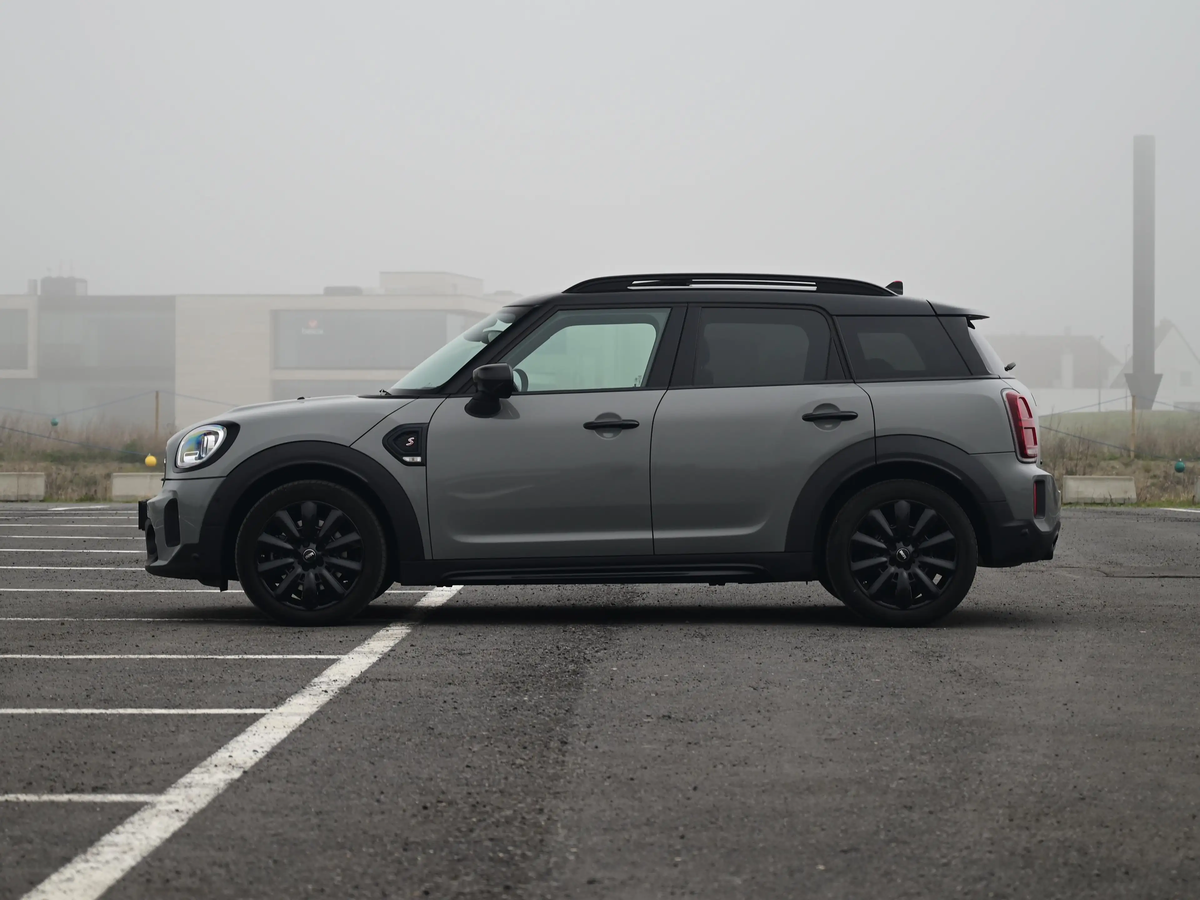 MINI Cooper S Countryman SPORT AUT / ALL4 / SUNROOF / LEATHER LOUNGE / FULL — photo 11