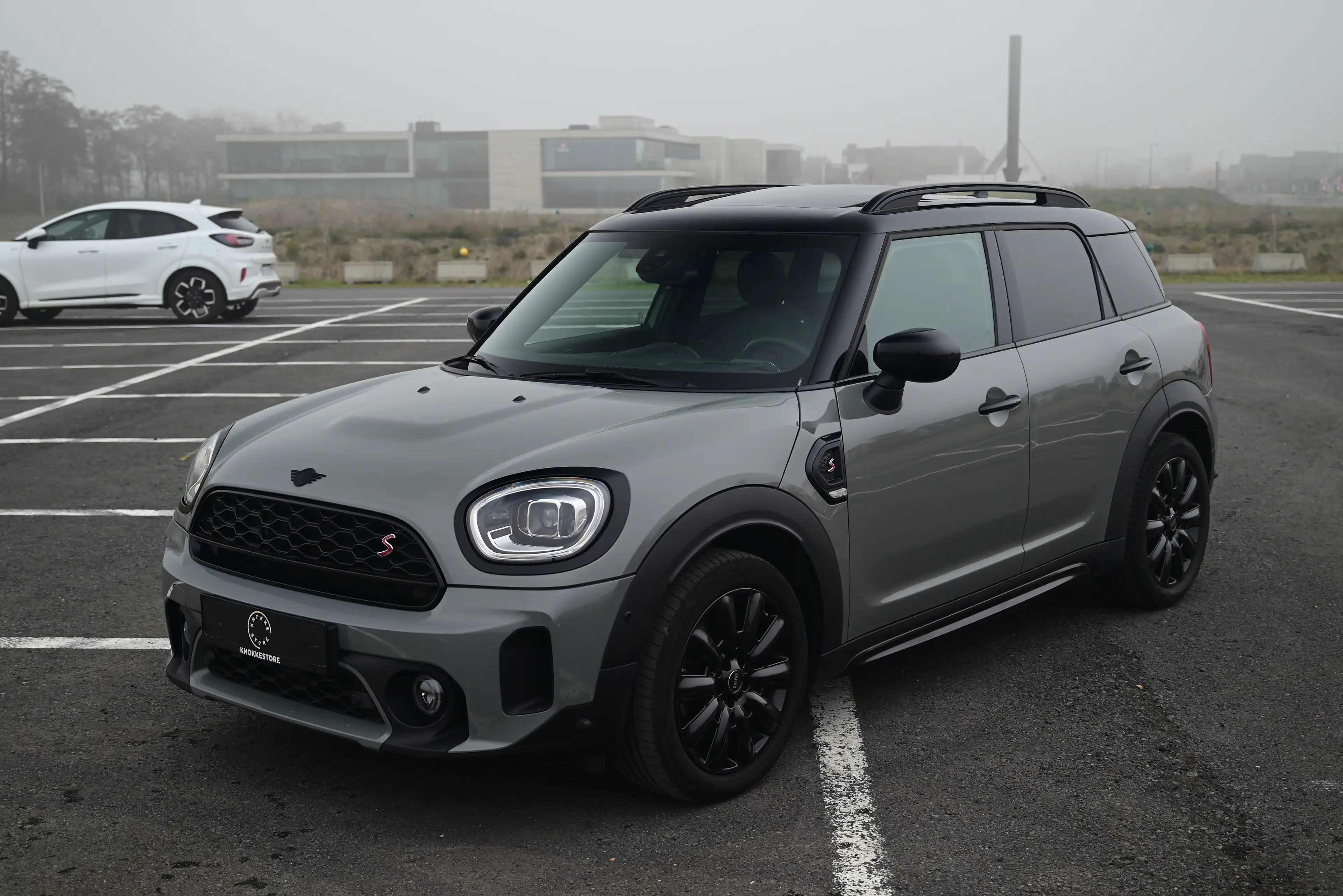 MINI Cooper S Countryman SPORT AUT / ALL4 / SUNROOF / LEATHER LOUNGE / FULL — photo 4