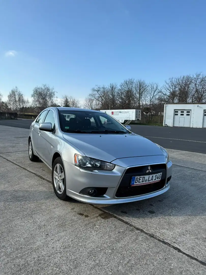 Mitsubishi Lancer 2.0 DI-D Inform - 1