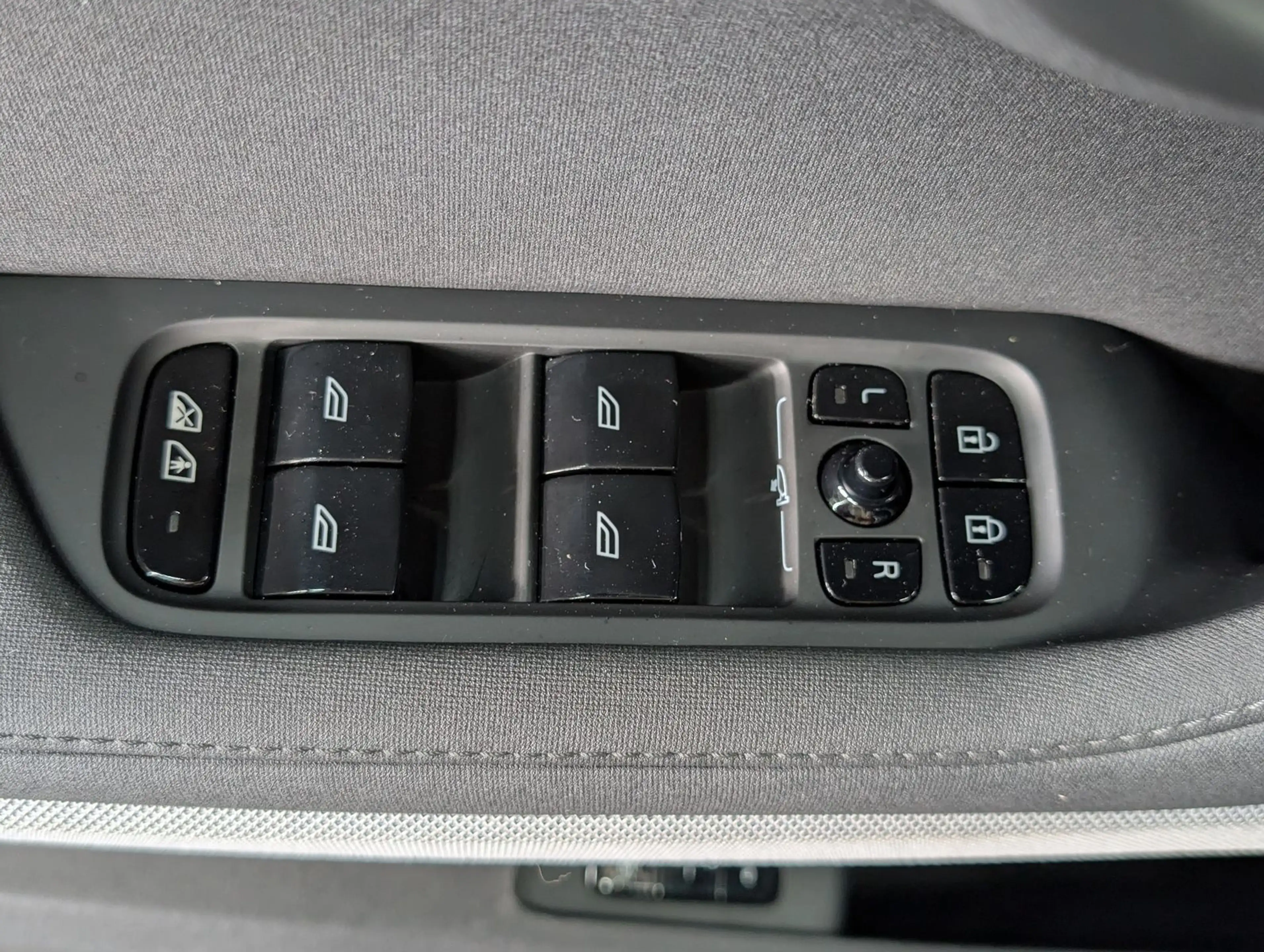 Polestar 2 78 KWh Long Range Pilot LED 360° MEMO SoH 96% — photo 12