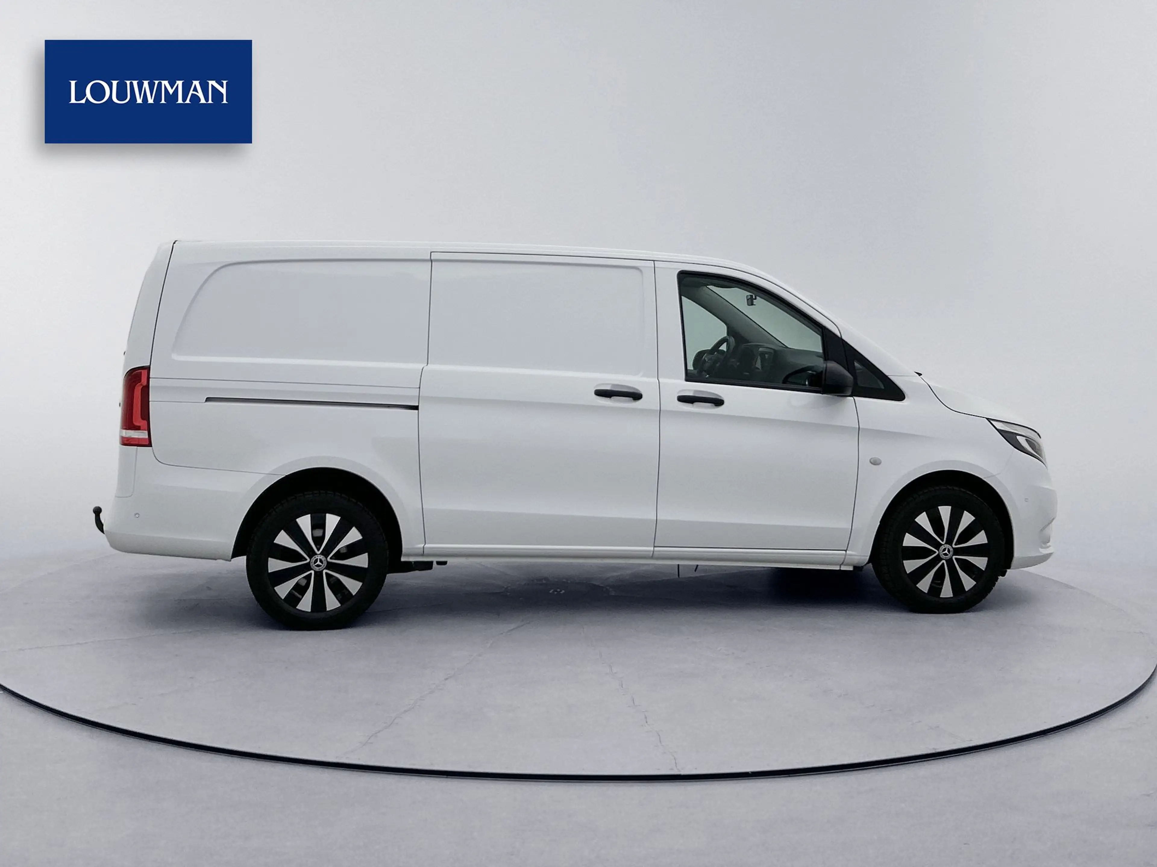 Mercedes-Benz Vito 119 CDI Lang Led Distronic Stoelverwarming Navigat — photo 4