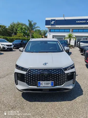 DR Automobiles DR5