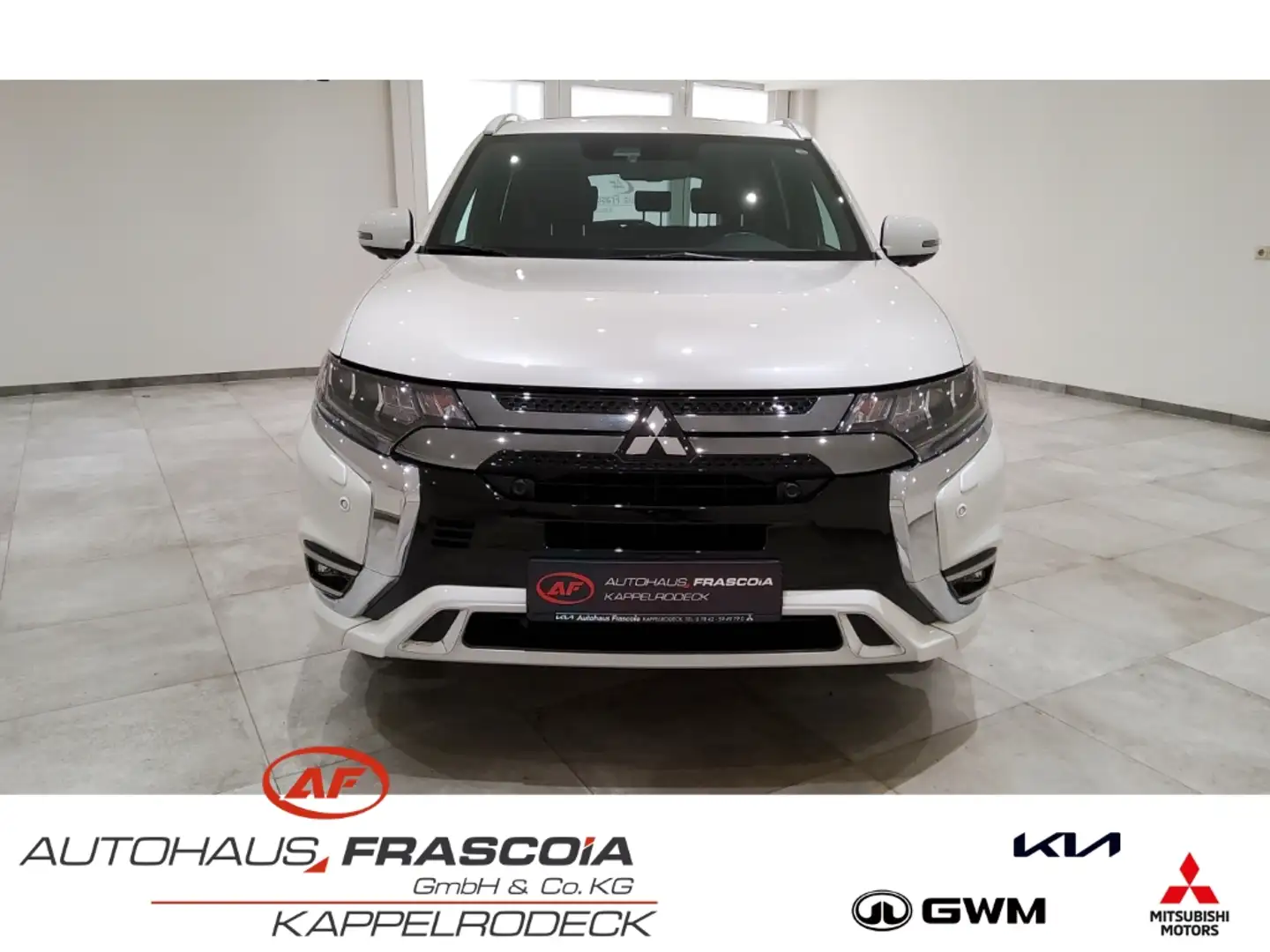 Mitsubishi Outlander Top 4WD 2.4 Navi Leder ACC PDC 360grad Kam. AHK St Weiß - 2