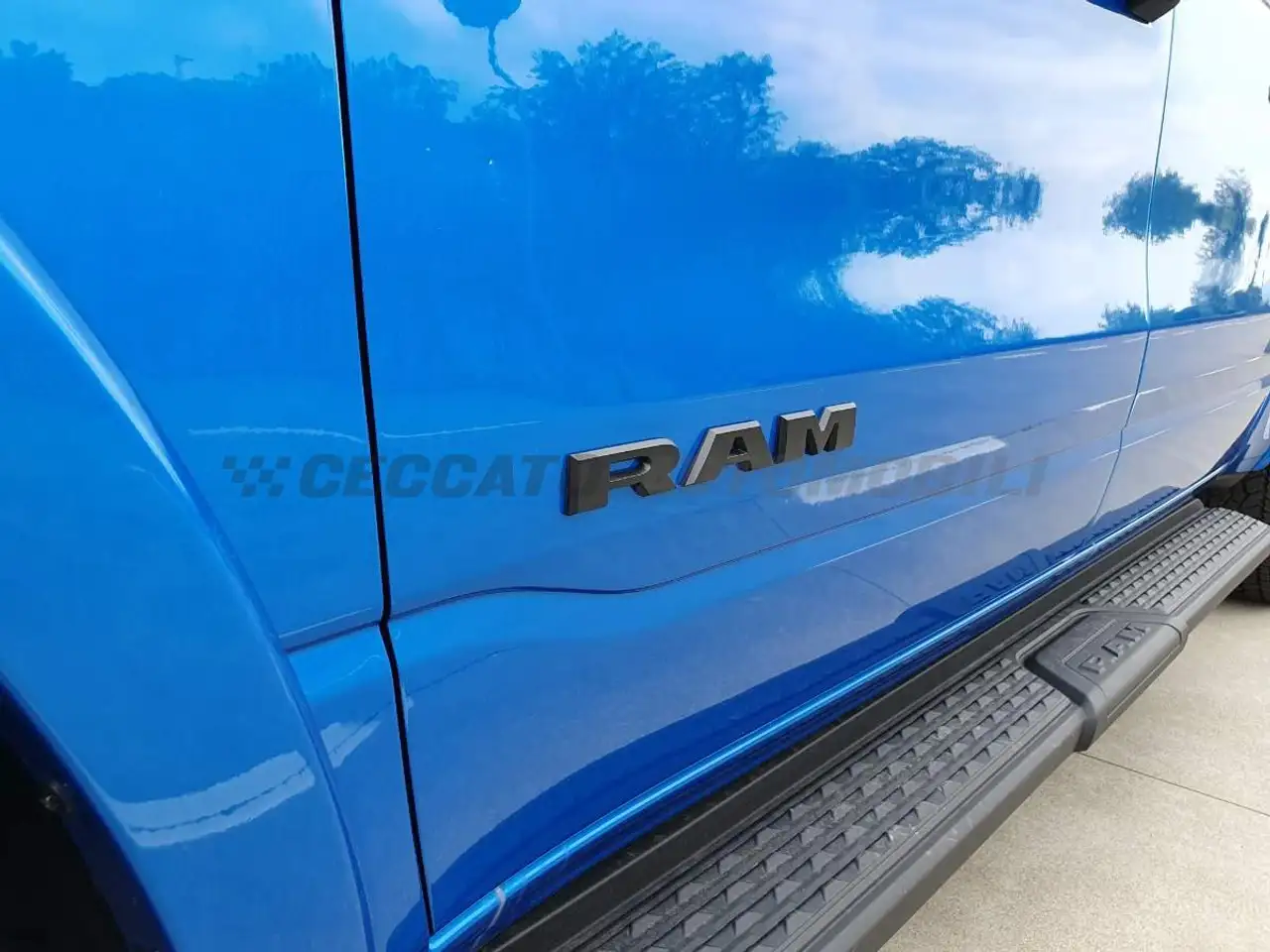 Dodge RAM 2023 — фото 10