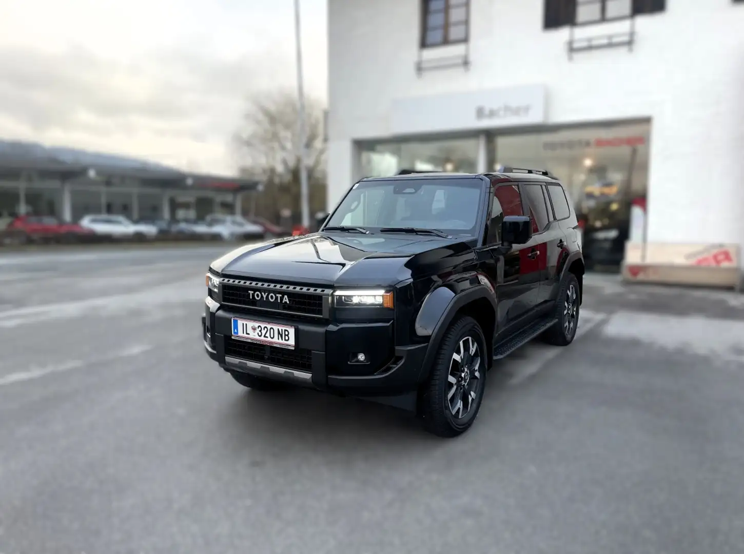 Toyota Land Cruiser 2,8l President AT Schwarz - 1