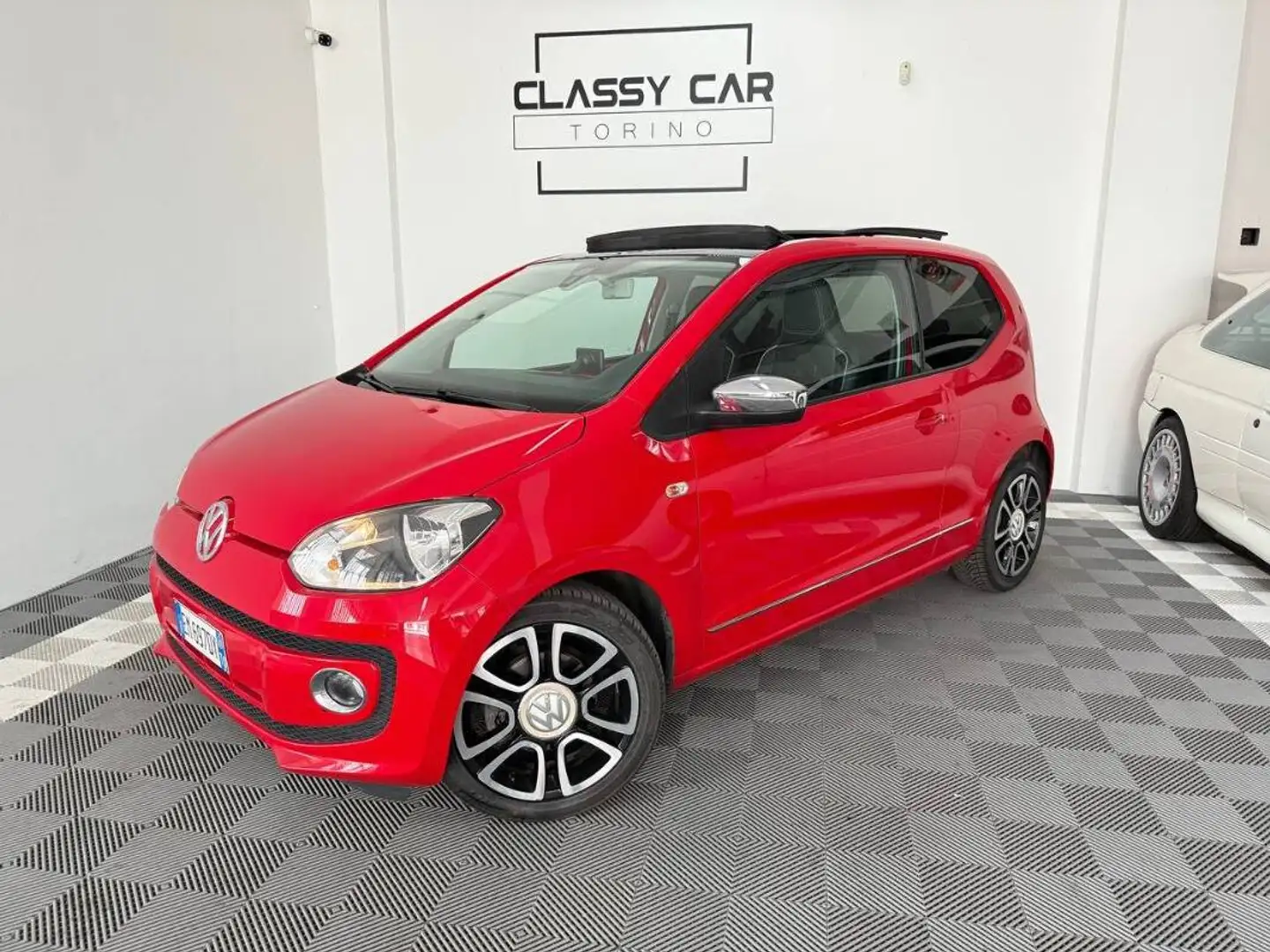 Volkswagen up! 1.0 75 cv High up! Rosso - 1