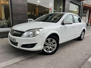 Sedán 1.7CDTi Edition 110