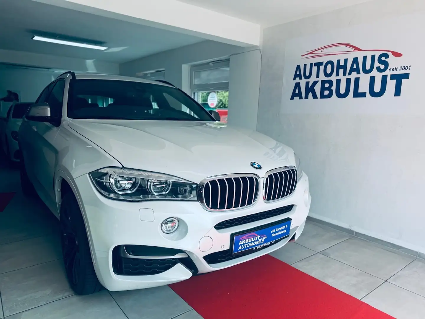 BMW X6 M50 d*Soft Close+HUD+Harman Kardon+Inspektion* Beyaz - 1