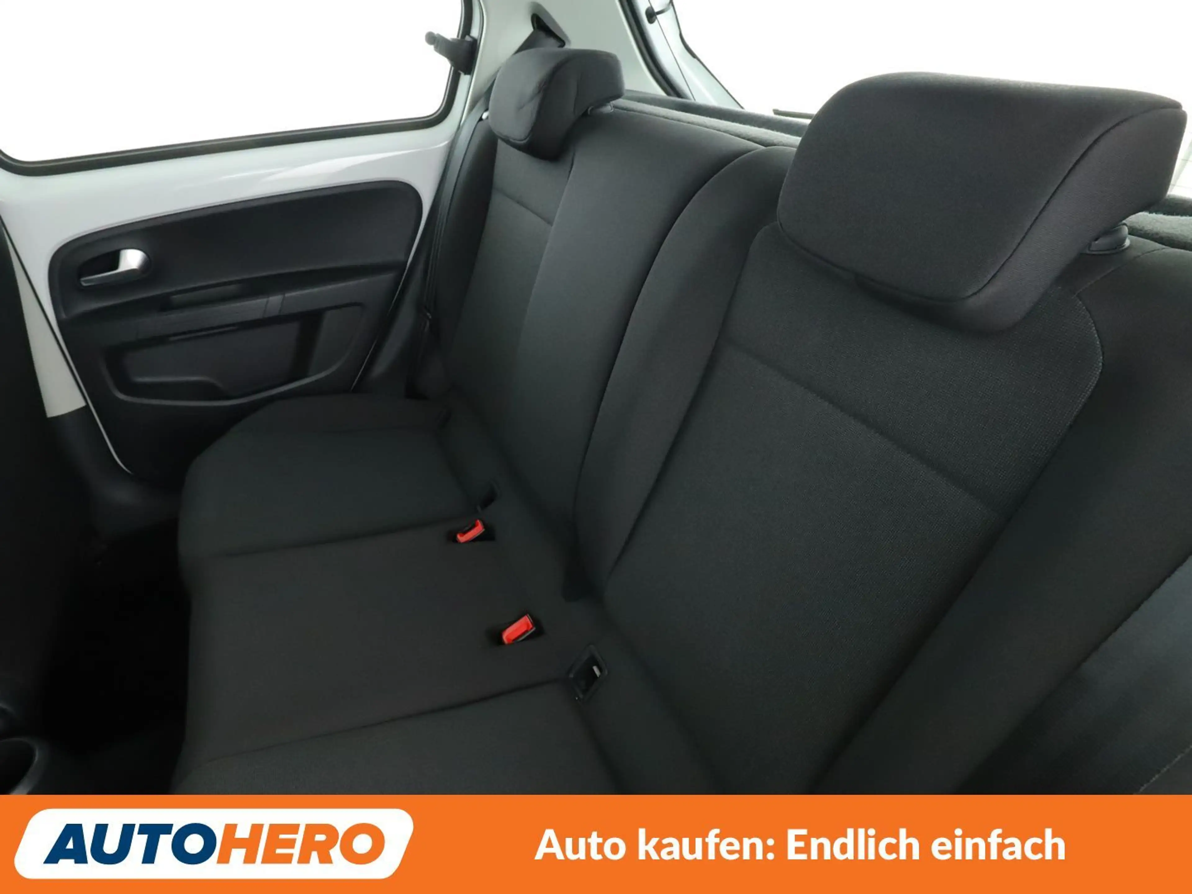 Volkswagen up! 1.0*SITZHEIZUNG*KLIMA*DAB*BLUETOOTH* — photo 14