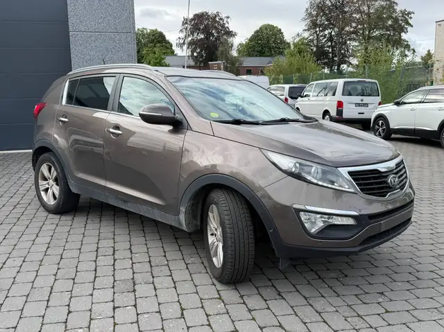 Kia Sportage view 4