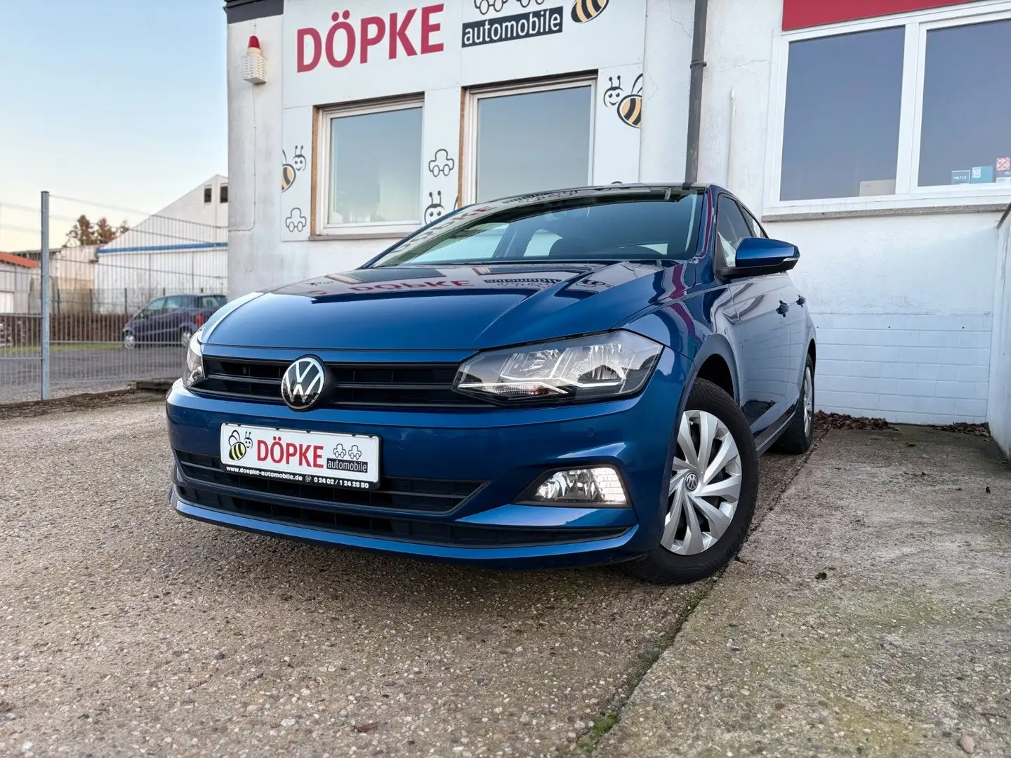 Volkswagen Polo VI Trendline PDC Apple/Android Scheckheft Blau - 1