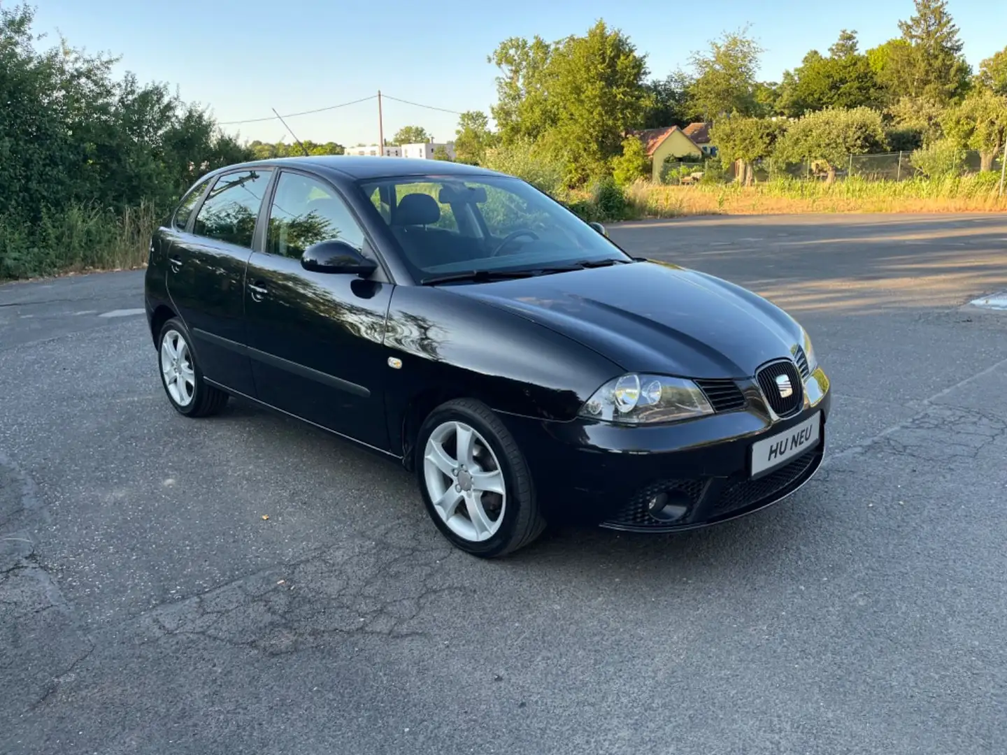 SEAT Ibiza 1.4 16V, Sport Edition, TÜV u. Service Neu Schwarz - 2