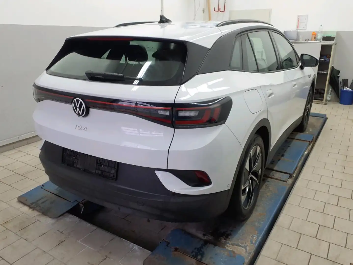 Volkswagen ID.4 Pure Performance 125 kW (170 PS) 52 kWh Weiß - 2