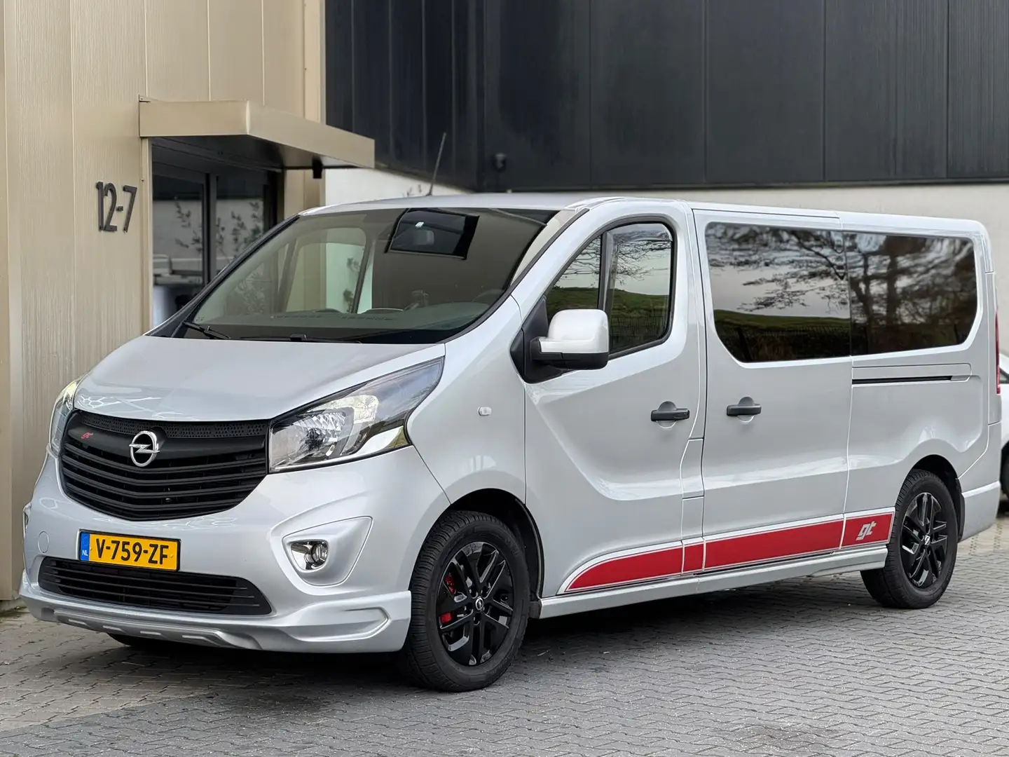Opel Vivaro 1.6 CDTI L2H1|DC|Irmscher GT|Alcantara|100/100! - 1