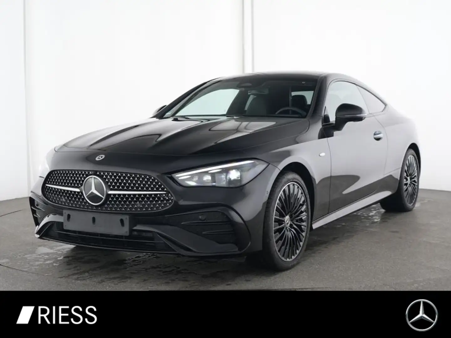 Mercedes-Benz CLE 300 e AMG Sport Night Distr Vorr Pano W-Paket 19" Noir - 1