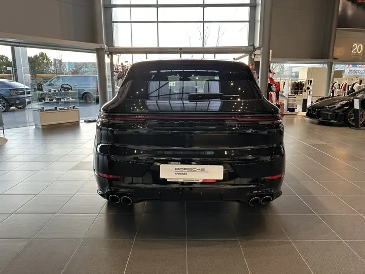 Porsche Cayenne 2025, foto 6