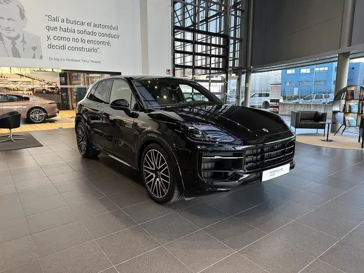Porsche Cayenne 2025, foto 9