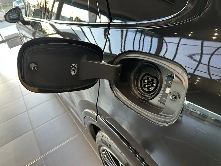 Porsche Cayenne 2025, foto 14
