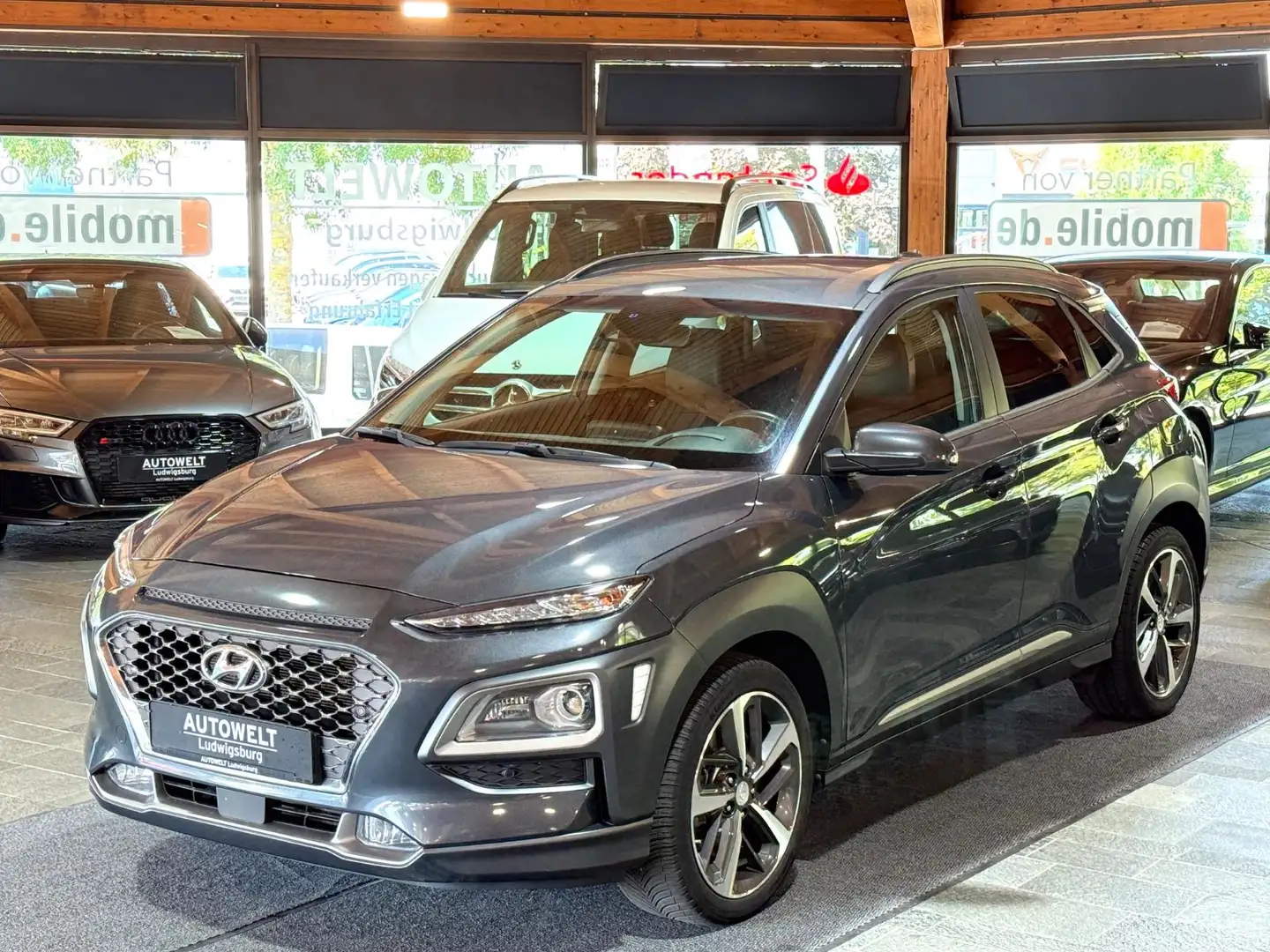Hyundai KONA 1.6 TGDI Premium 4WD Automatik Gris - 1