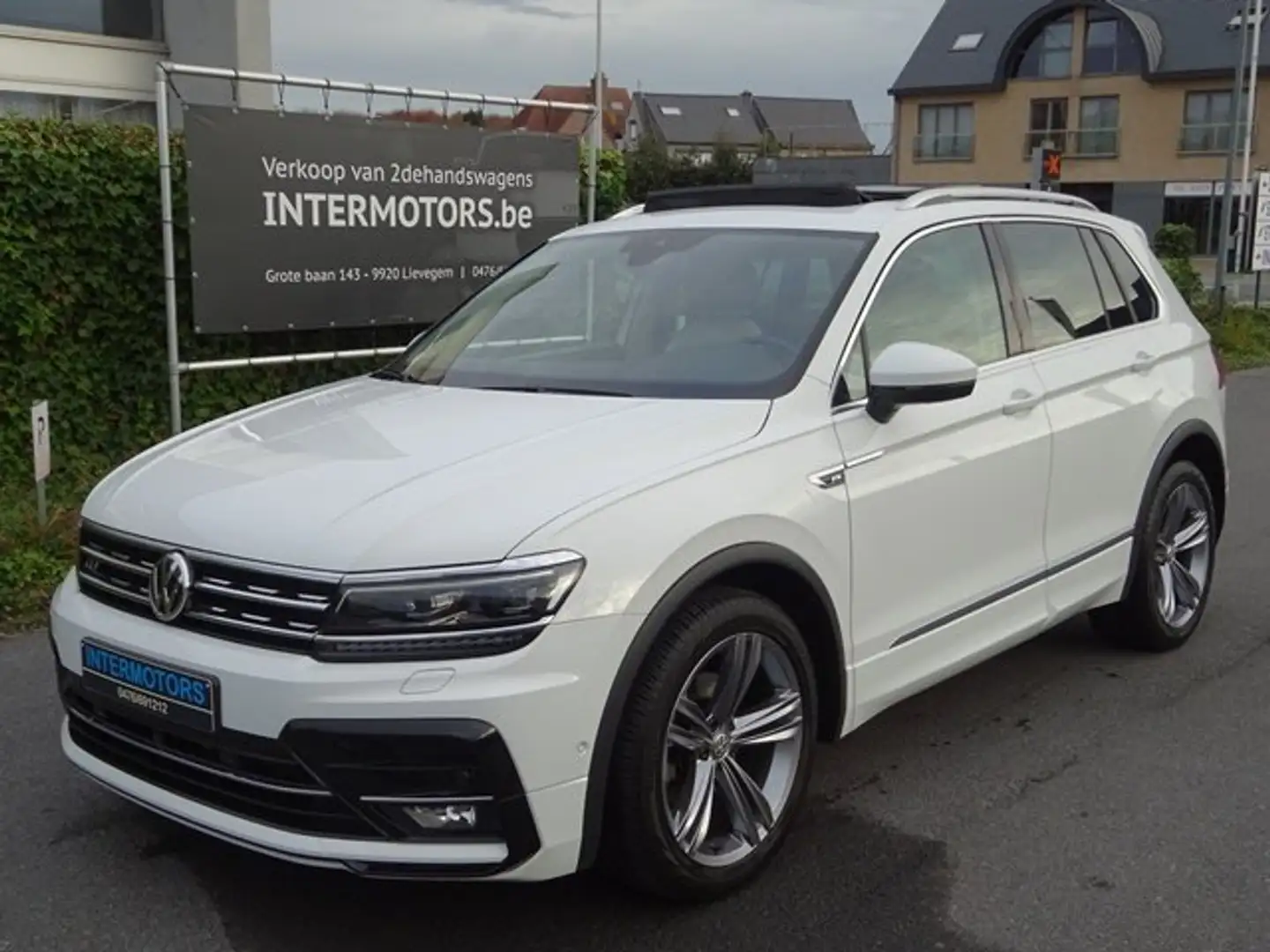 Volkswagen Tiguan Tiguan R-LINE 1.5 TSI ACT DSG+Navi/Carplay/Camera Blanc - 1