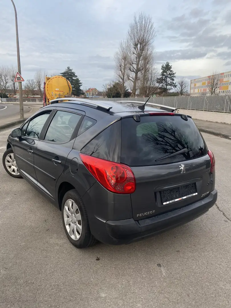 Peugeot 207 SW 1.6 HDi 16v 90ch Premium - 2