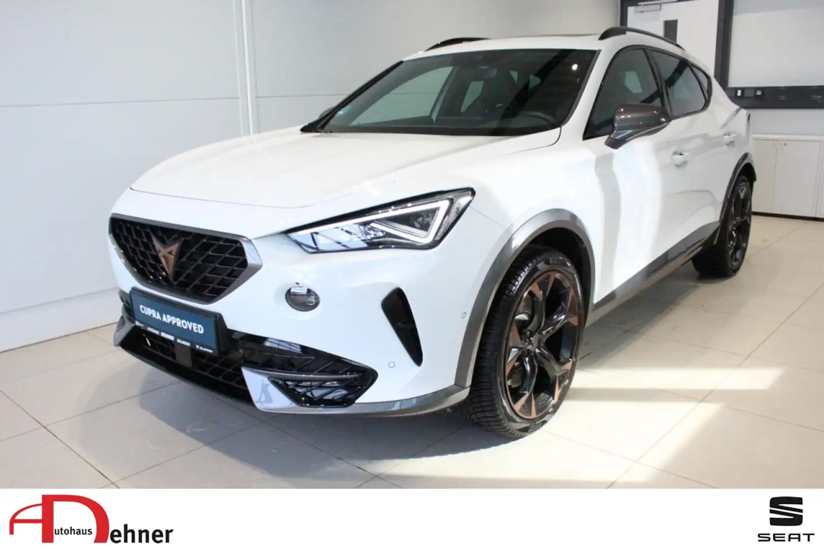 CUPRA Formentor VZ 2.0 TSI DSG 4Drive 4JGAR/AHK/PANO/elHK Klima Weiß - 1