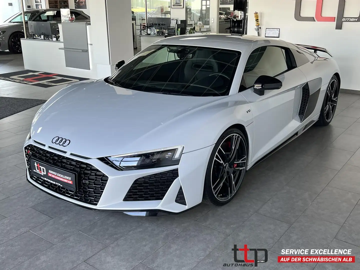 Audi R8 performance SCHALE Carbon B&O Keramik LASER Weiß - 1