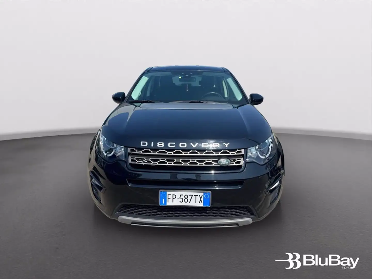 Land Rover Discovery Sport 2.0 TD4 150 CV SE Noir - 2