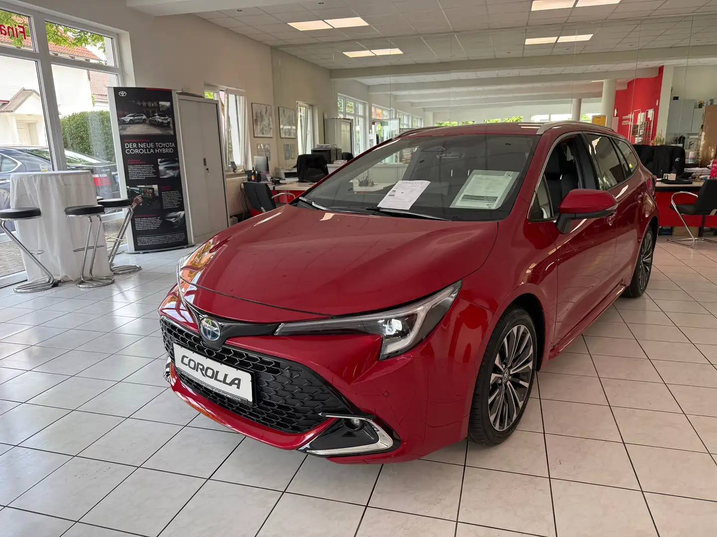 Toyota Corolla 1.8 Hybrid TS Teamplayer,Navi,PDC,Klimaautom.,Alu Rot - 1
