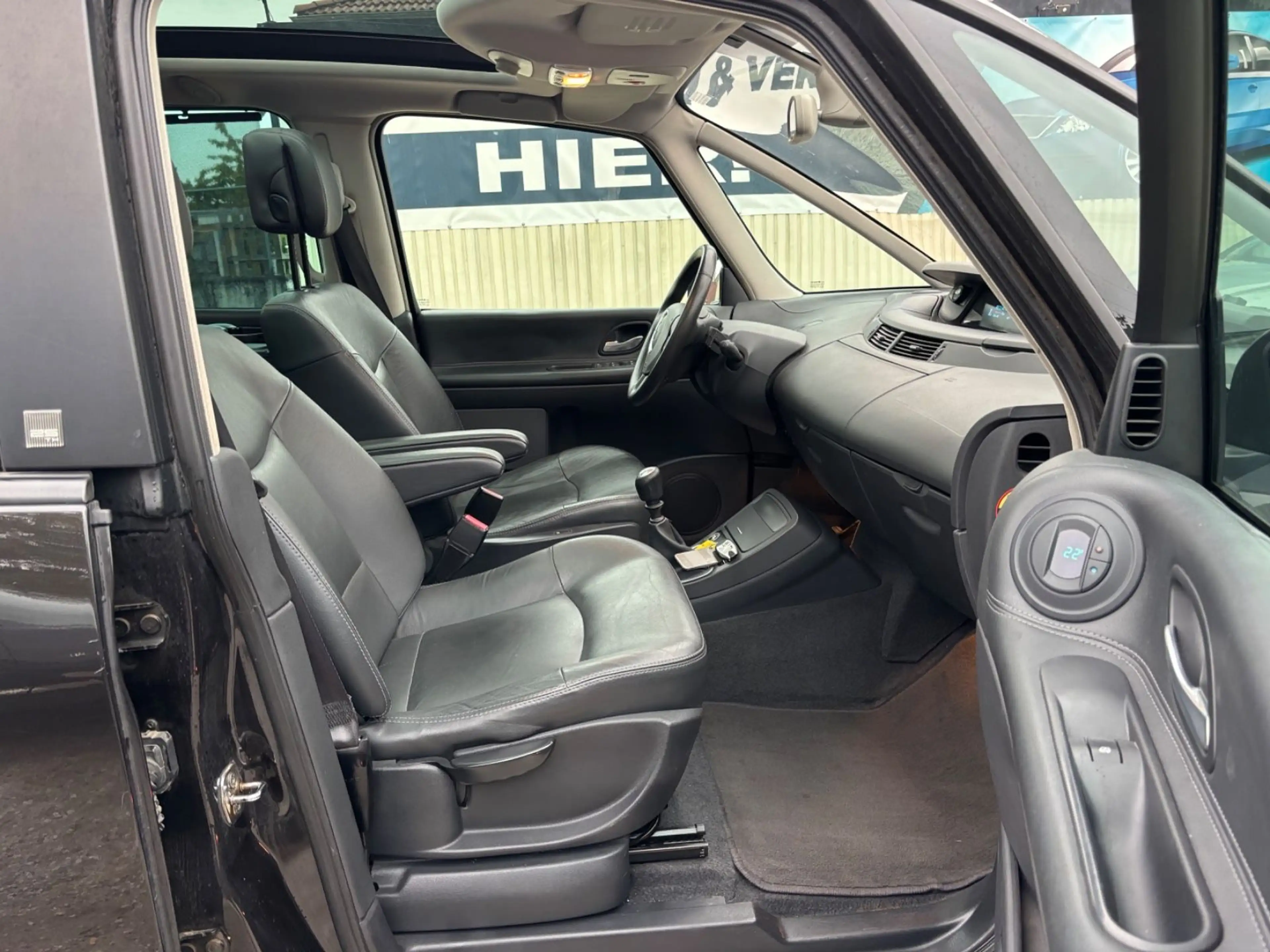 Renault Espace 2,0 dCi Klima Leder Panorama AHK Stanheiz — photo 10