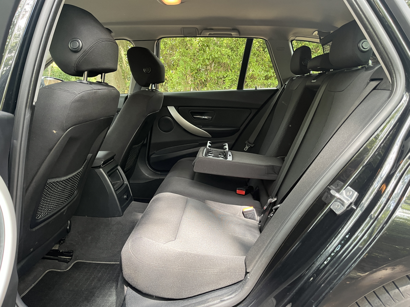 BMW 318 Facelift-Full Led-Navigatie-BT-Parkeersensoren-16" — photo 13