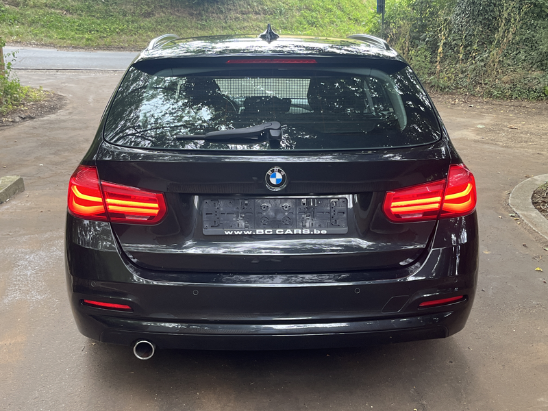 BMW 318 Facelift-Full Led-Navigatie-BT-Parkeersensoren-16" — photo 7