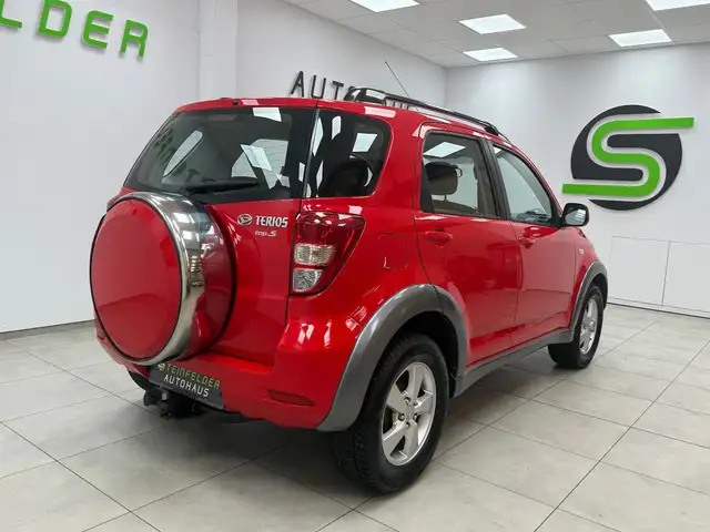 Daihatsu Terios view 5