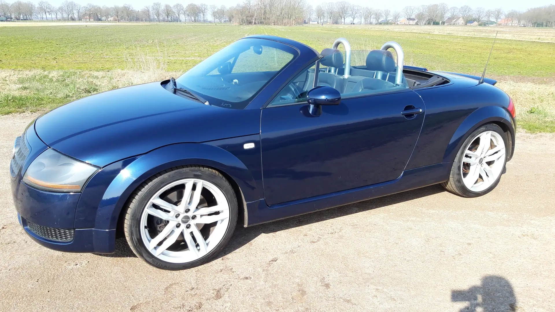 Audi TT 1.8 5V Turbo Blau - 1
