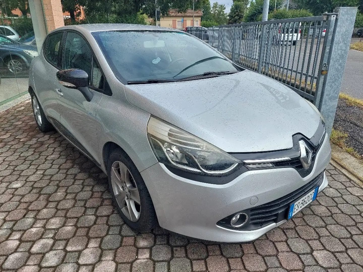 Renault Clio 1.5 dCi 8V 90CV Start&Stop 83gr 5 porte EcoBusines Argento - 1
